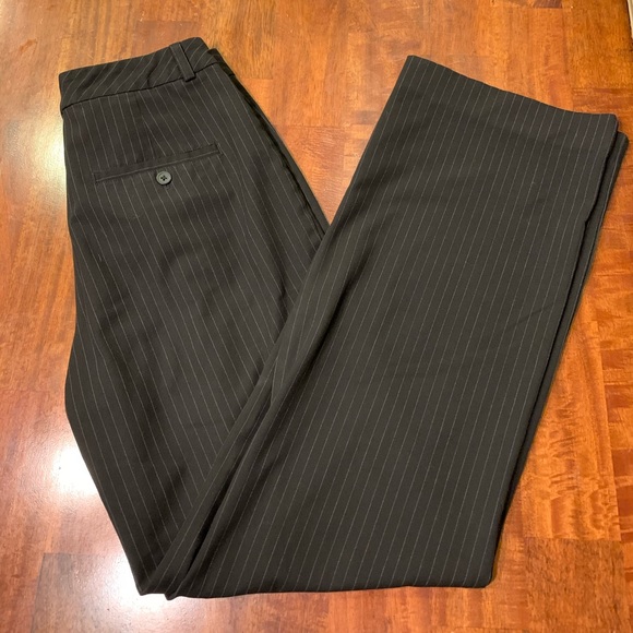 Old Navy Pants - Buy 4 items-get‎ 20% off- Old navy women’s pants